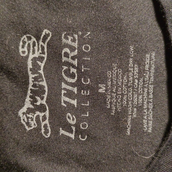 LeTigre black tee sz M - Picture 4 of 5